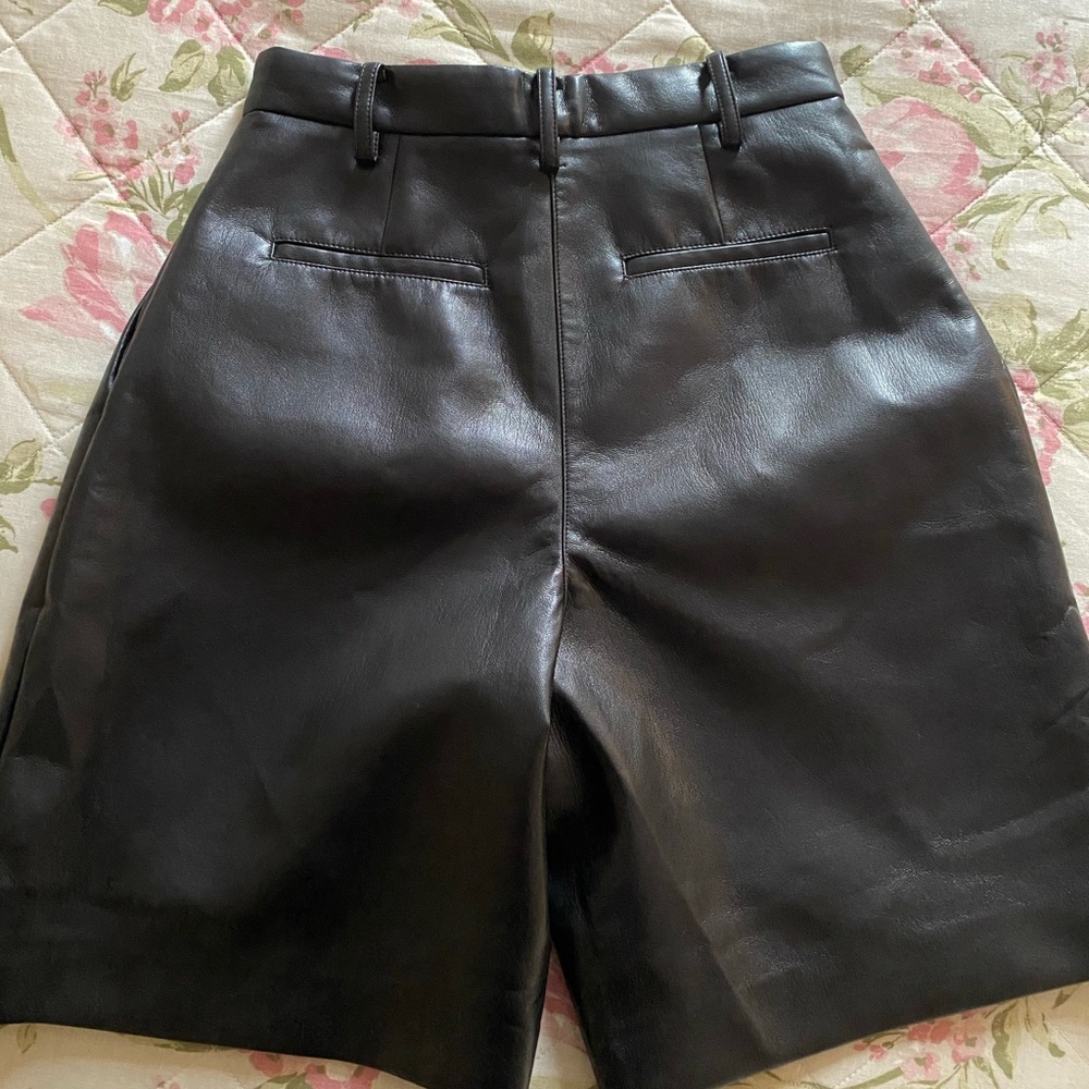 Aritzia Black Leather Shorts - Picture 4 of 5